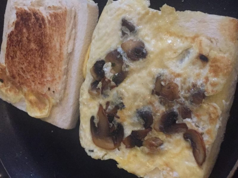 Toast cheesy – omelette